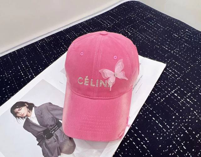 特价 配防尘袋。 Celine赛琳 2024新款新做旧棒球帽，专柜经典款，男女通用