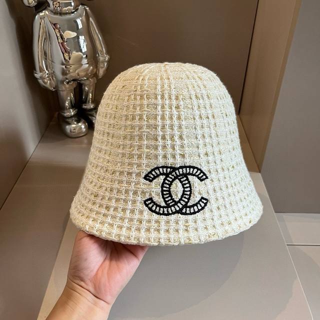 Chanel香奈儿秋冬新款针织手抓帽，渔夫帽，名媛气质款，黑 白 粉三色