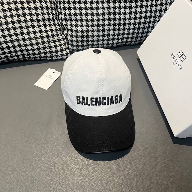 新款出货 配盒子布袋，Balenciaga 巴黎世家 新款原单棒球帽，黑白拼色，1:1开模订制，全新立体刺绣，精致无暇！原版帆布面料+头层牛皮，做工细致，原厂品