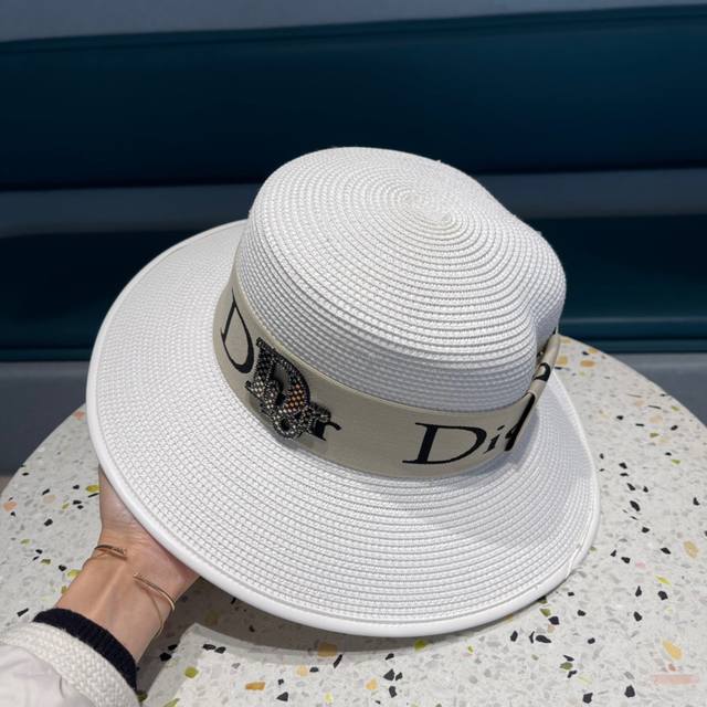 Dior迪奥 2023新款织带草编草帽礼帽细节控，简约大方，百搭单品～出街首选，新款帽型超美腻