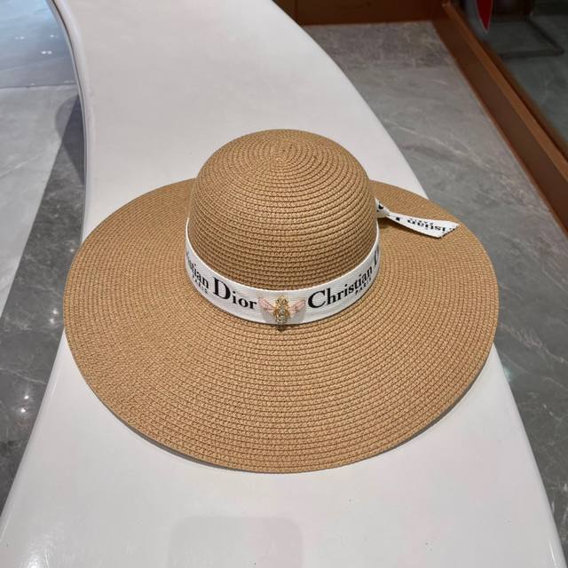 迪奥大檐草帽 Dior迪奥 草帽，太阳帽，沙滩遮阳帽帽，名媛风，搭配飘带，头围57Cm
