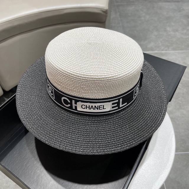 Chanel香奈儿草帽，新款草帽，名媛风 版型好看，黑 白两色，头围57Cm