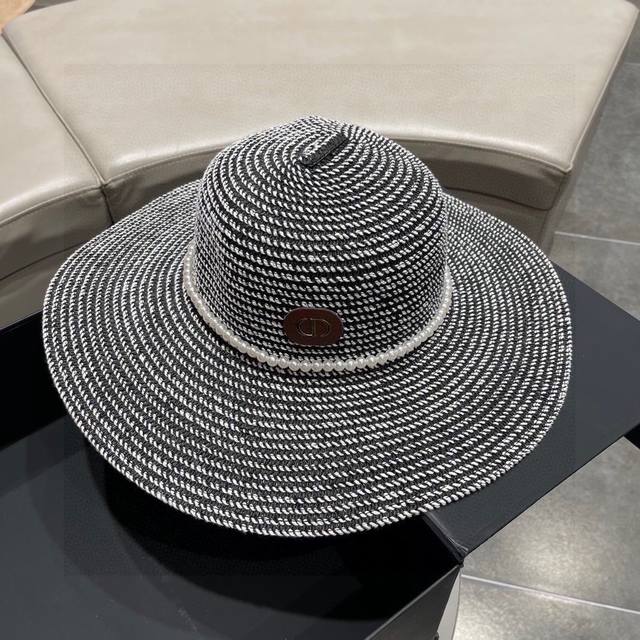 迪奥大檐草帽 Dior迪奥草帽，太阳帽，沙滩遮阳帽帽，名媛风，搭配飘带，头围57Cm
