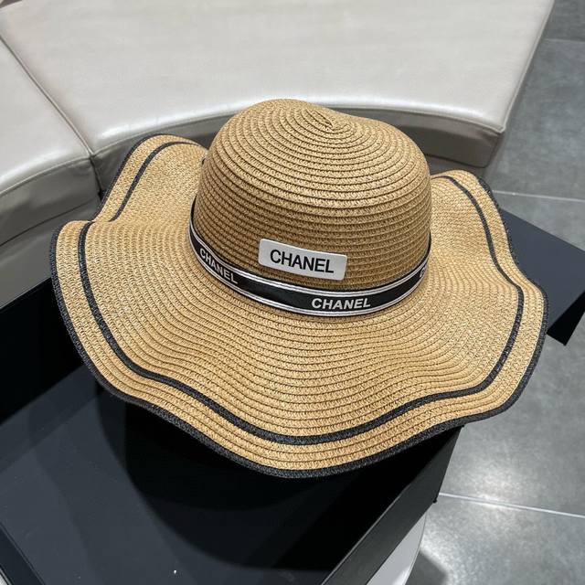 Chanel香奈儿 新款草编大牌皮带编织草帽，度假休闲必备，优雅大方的一款 - 点击图像关闭