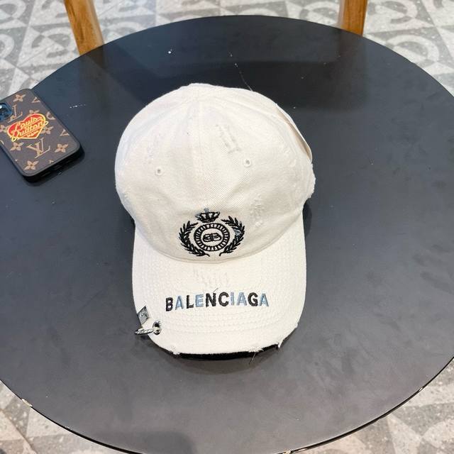 新品balenciaga巴黎世家新款棒球帽 现货秒发简约时尚超级无敌好看的帽子！情侣款！原单货比起其他帽子的优势， - 点击图像关闭