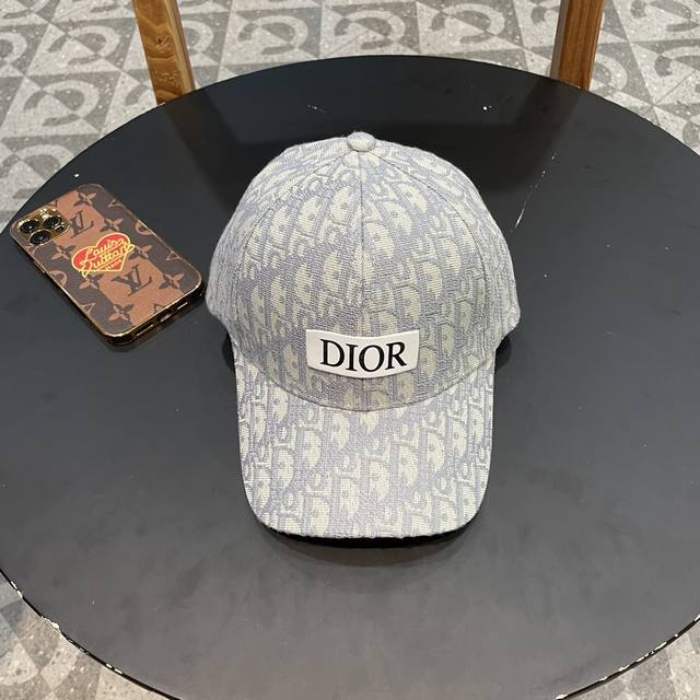 Dior迪奥 刺绣 官网同步新款发布 老花d家棒球帽，水洗标吊牌齐全，超级火爆 - 点击图像关闭