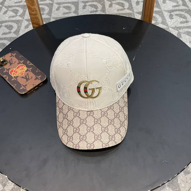 Gucci古奇棒球帽 工艺非常精美 高档大气上档次！低调奢华，方便携带！