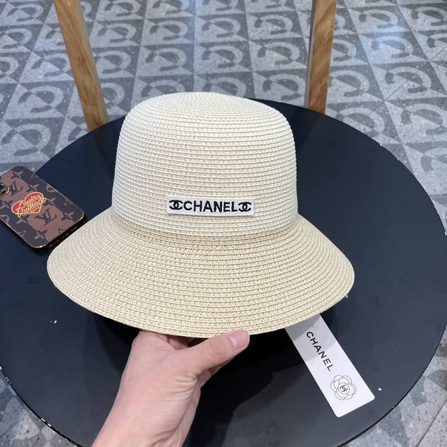 Chanel香奈儿 2024新款编织草帽，度假休闲必备，优雅大方的一款