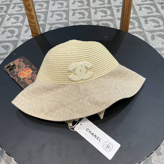 Chanel香奈儿 2024新款黑胶编织渔夫帽，大沿超好搭配，闭眼入的一款 - 点击图像关闭