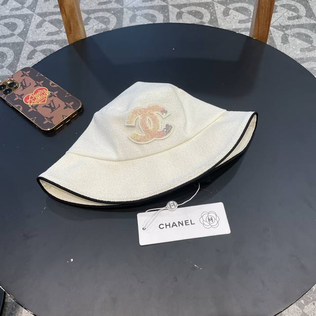 Chanel香奈儿 2024新款大沿棉麻遮阳渔夫帽～简约大气 防晒设计，可折叠的一款