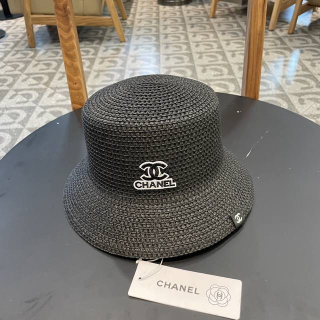 Chanel香奈儿春夏草帽新款镂空透气渔夫帽 针织定型小桶帽 - 点击图像关闭
