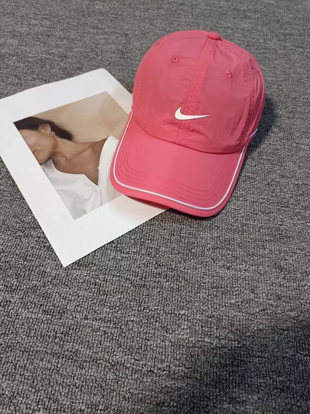 跑量 Nike春夏新款棒球帽 新科技面料，速干纯棉棒球帽 轻薄透气，夏季首选棒球帽 韩版色调，好看！