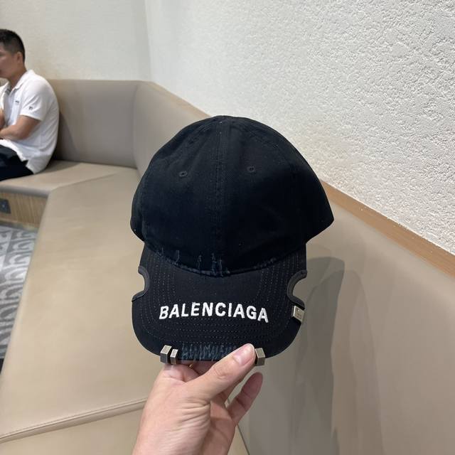 新品balenciaga巴黎世家新款棒球帽 现货秒发简约时尚超级无敌好看的帽子！情侣款！原单货比起其他帽子的