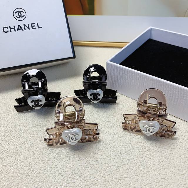 Chanel小香 Chanel抓夹 珍珠logo抓夹韩版小边夹 精致小仙女必入单品 宝藏款 闭眼入推荐款 一对