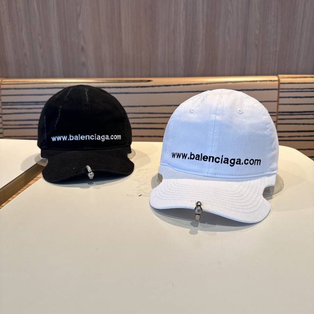 特 Balenciaga 2024官网同步上线 韩版新款英式休闲定制款原单品质 男女通用棒球帽 麻绵地质面料