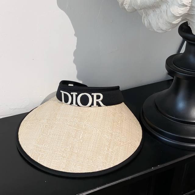 上新 Dior新款刺绣字母草空帽 独家定制款 头围55～58Cm防晒遮阳 本色