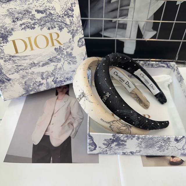 配包装盒 Dior 迪奥 新款发箍，夏日小清新系列，时尚百搭！简单实用 小姐姐必备