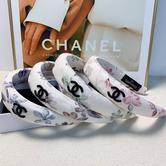 Chanel小香 Chanel发箍 缎面印花logo简约发箍 气质百搭小仙女必入单品 宝藏款 闭眼入推荐款 单个