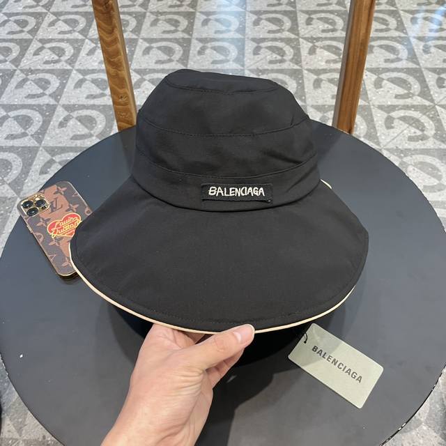 Balenciaga巴黎世家2024夏季新款渔夫帽，简约休闲百搭款，头围57Cm - 点击图像关闭