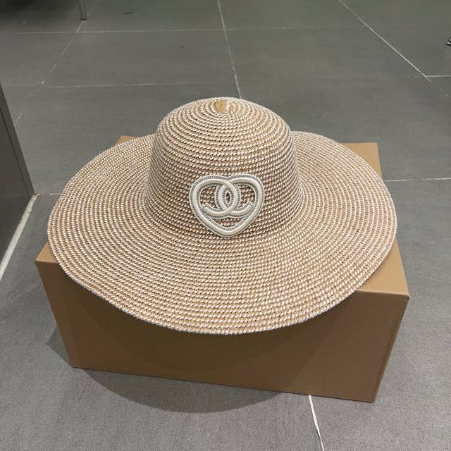 Chanel香奈儿新款遮阳帽，大帽檐沙滩帽，头围57Cm - 点击图像关闭