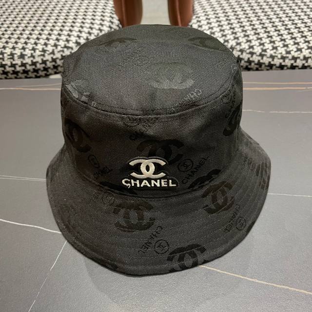Chanel香奈儿 2024新款原单渔夫帽，遮阳又超好搭配，出街单品