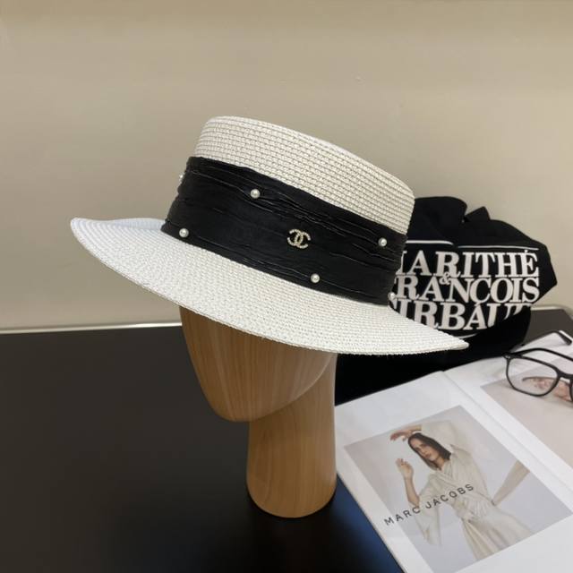 Celine赛琳2024新款平顶草帽、纯手工钩织，高级定制，库存多，头围57Cm