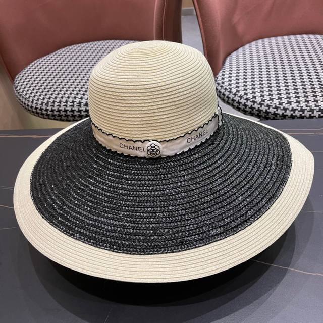 Chanel香奈儿 2024新款小香风拼色盆帽草帽拼色设计，出街必备 - 点击图像关闭