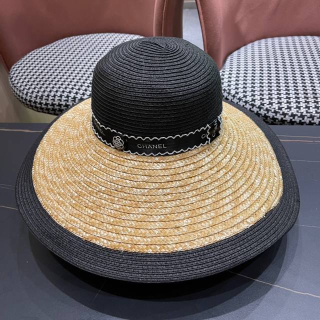 Chanel香奈儿 2024新款小香风拼色盆帽草帽拼色设计，出街必备 - 点击图像关闭