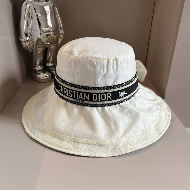 Dior迪奥新款蝴蝶结渔夫帽，名媛风布帽，可折叠，出游必备，收纳方便