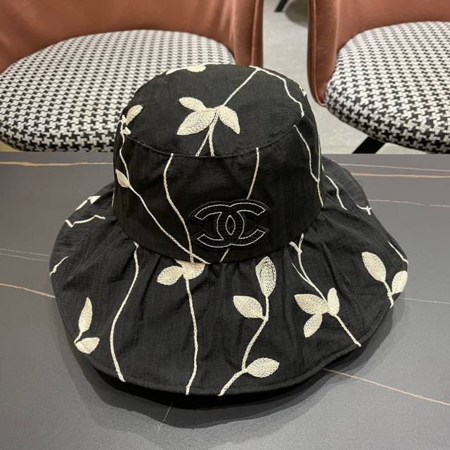 Chanel香奈儿 2024新款韩版大帽檐渔夫帽，遮阳又超好搭配，出街单品