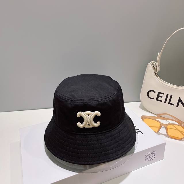 赛琳celine-刺绣复古logo渔夫帽 经典定制专款，浓郁的自然氛围 清新，独特