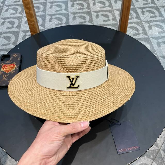 Lv路易威登 2024新款织带度假风平顶草帽，旅行必备，超好搭配，赶紧入手！