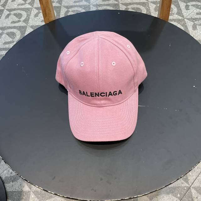 巴黎世家balenciaga刺绣原单棒球帽质量非常棒休闲时尚百搭款男女同款！