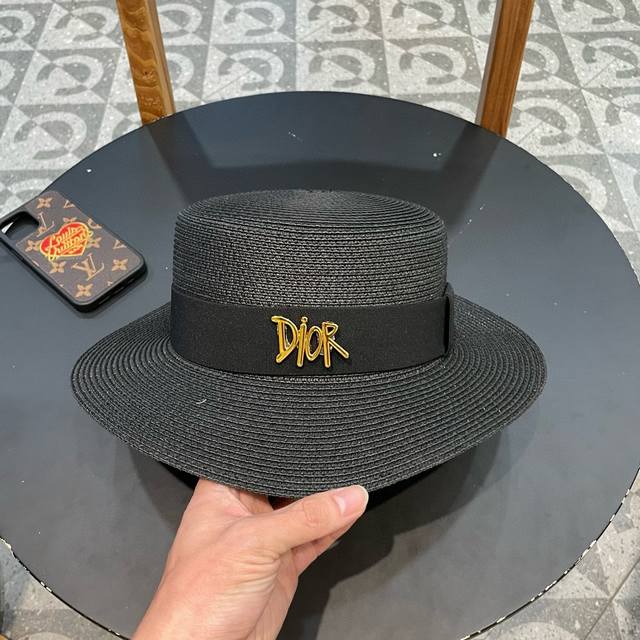 Dior迪奥 2024新款大牌盆帽草帽 夏天海边首选～ 新款材质编织而成～质感满分