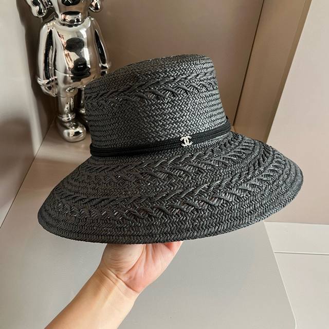 Chanel香奈儿 欧美品牌同款 编织草盆帽 纯手工编织优雅经典款 本色 黑色 - 点击图像关闭
