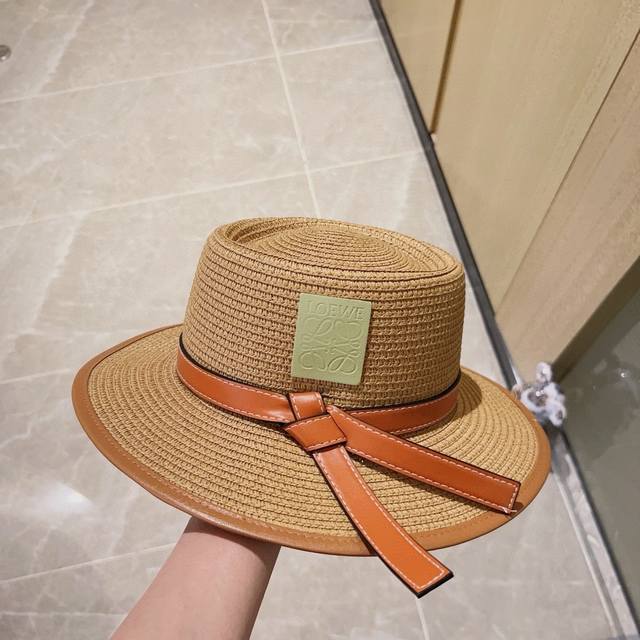特 配防尘袋 Loewe罗意威 2024新款草编大牌织带编织草帽，度假休闲必备，优雅大方的一款