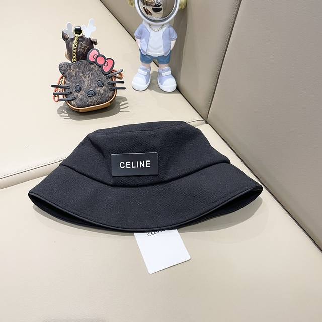 Celine塞琳早秋爆款渔夫帽原版定制，简约时尚，搭配同色t恤简直不要太好看 头围:56-58Cm均可