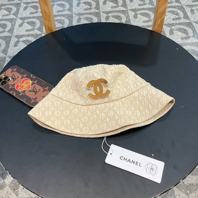 Chanel香奈儿 2024新款波点款渔夫帽，大牌款超好搭配，赶紧入手！
