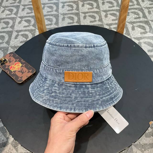 Dior迪奥 2024新款编织拼接大牌渔夫帽 遮阳百搭的一款～非常有质感