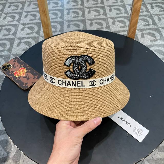Chanel香奈儿 2024夏季新款草帽，太阳帽，桶帽，网红必推款，黑 白两色，头围57Cm