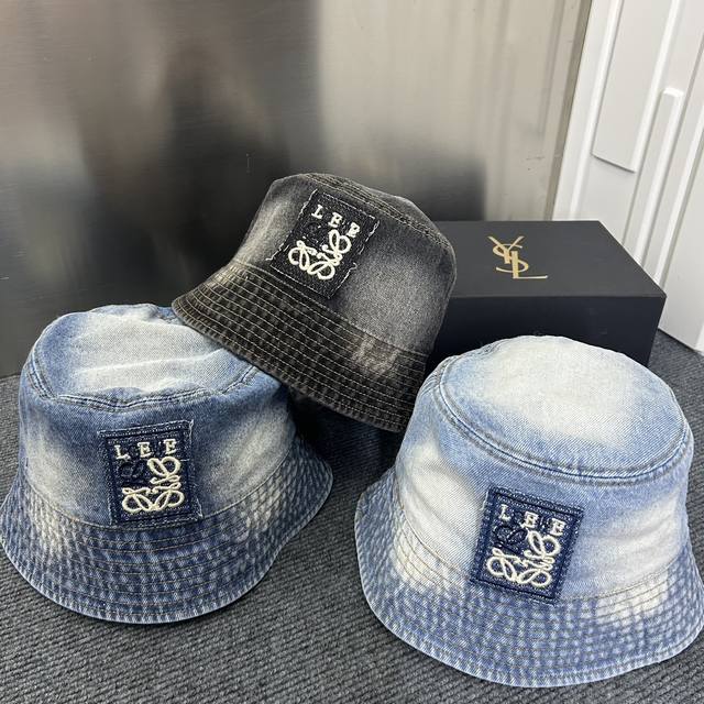 特价 配防尘袋。 Loewe罗意威 2024新款牛仔渔夫帽，专柜经典款，男女通用