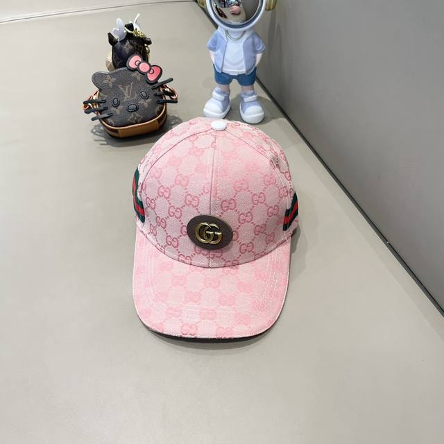 Gucci古奇棒球帽，专柜新款简约很潮！休闲运动款，经典制作，超级好搭衣服！