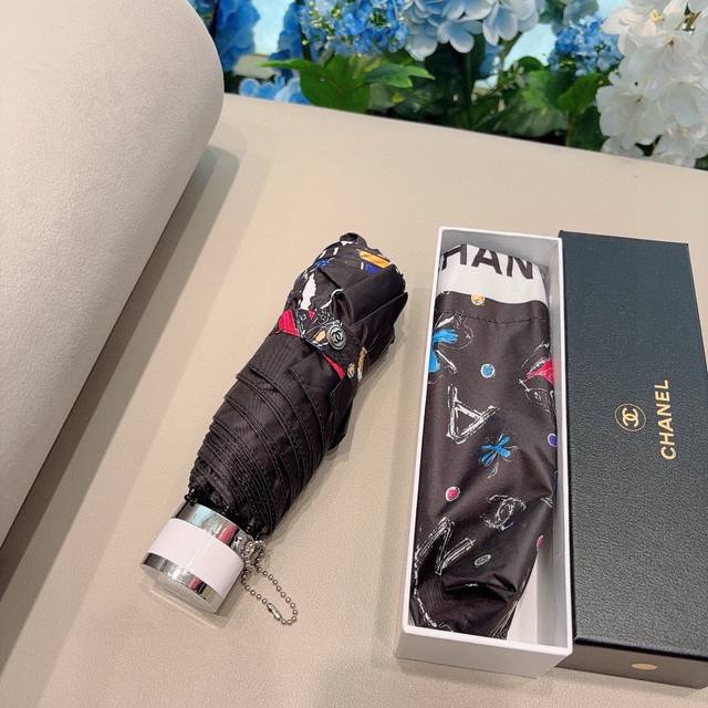 Chanel 香奈儿 五折手动折叠晴雨伞 选用台湾进口uv防紫外线伞布 原单代工级品质