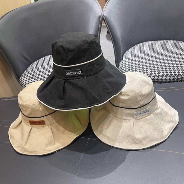 Dior 迪奥 2024新款遮脸盆渔夫帽， 精致純也格调很有感觉，很酷很时尚，质量超赞 - 点击图像关闭