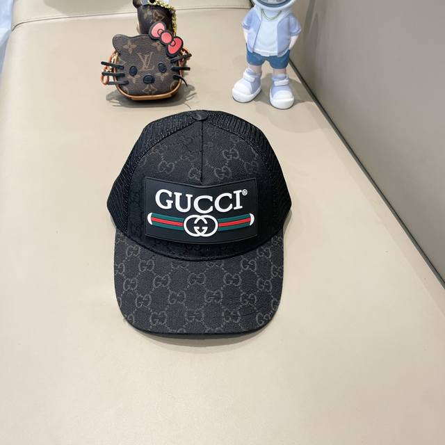 古奇gucci 新款原单棒球帽， 精致純也格调很有感觉，很酷很时尚，专柜断货热门，质量超赞