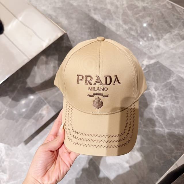 Prada普拉达 2024早春新款大牌款棒球帽，经典款男女通用