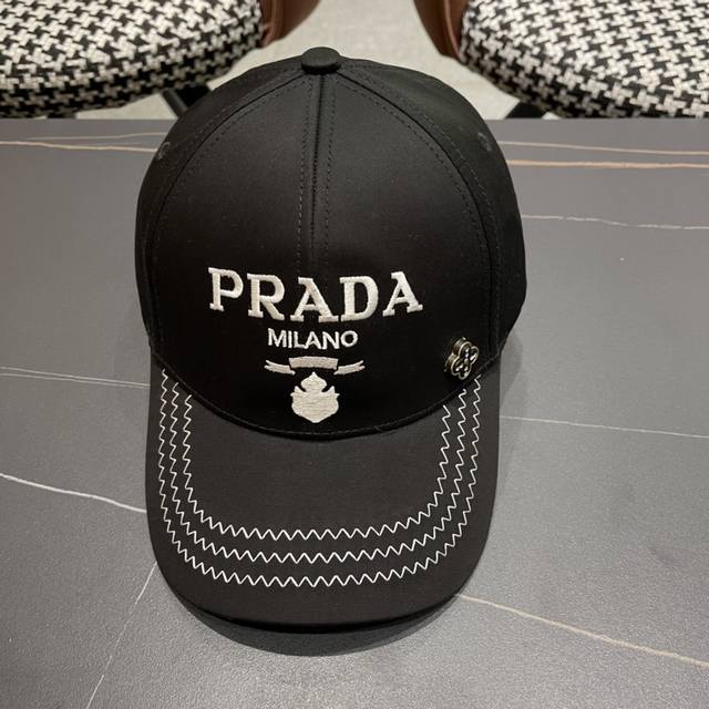 普拉达 Prada 新品经典棒球帽 时尚潮流，高端做工！非一般的品质，细节看实拍哦